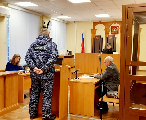 В Фурманове пьяный парень сорвал с куртки полицейского фальшпогон и пустил в ход кулаки